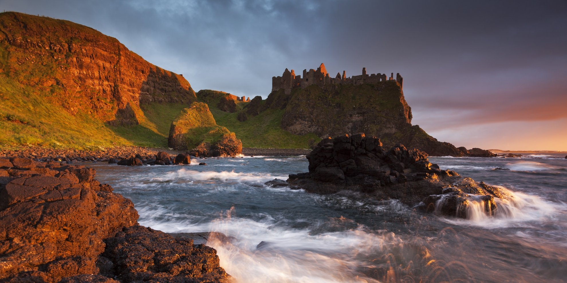 Dunluce Castle scene